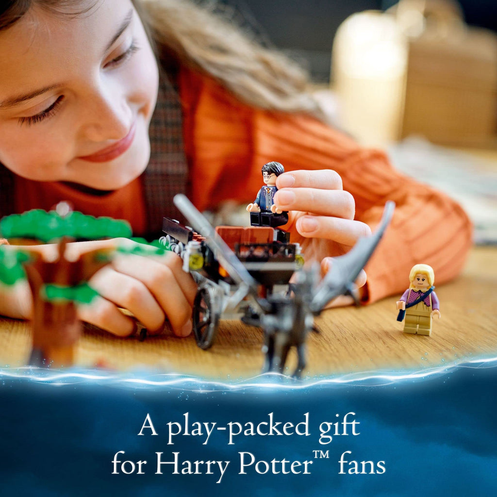 Building Toy Set with 2 Winged Horse Figures and Minifigure Y2525